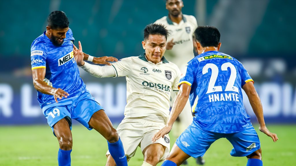 Puitea in action against Chennaiyin FC