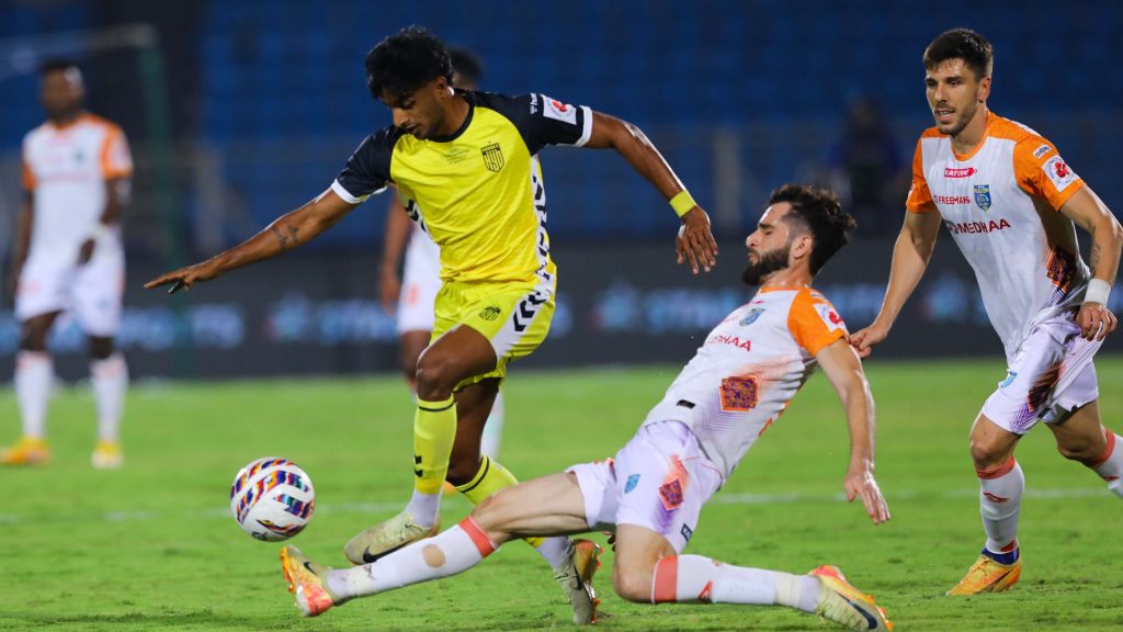 Kerala Blasters midfielder Danish Farooq contesting for a ball.