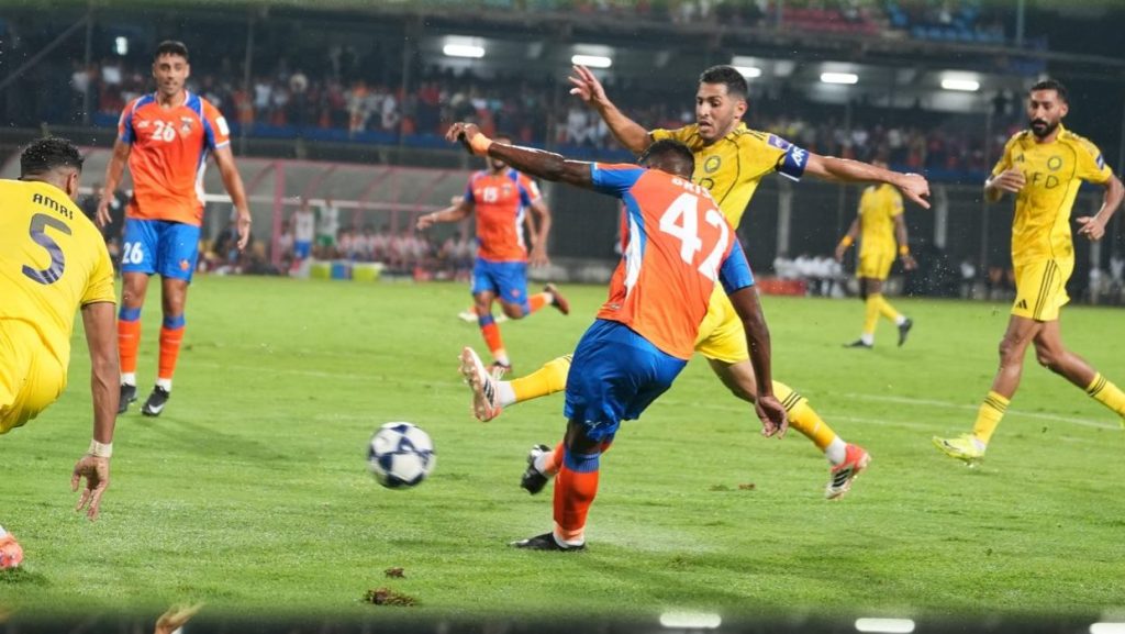 Brison Fernandes broke Al-Nassr's clean sheet record and scored against Inigo Martinez and Bento. 