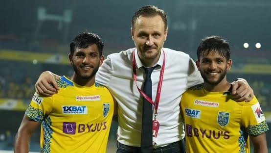 Midnight Shock!: Kerala Blasters let go of their promising twin&nbsp;duo