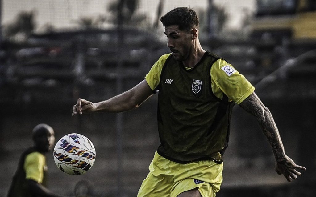 Kerala Blasters striker Victor Bertomeu in training