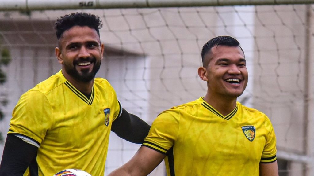 Mohammed Nawaz and Devansh Dabas in Chennaiyin Colors