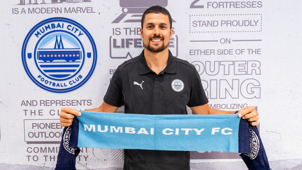 Nuno Reis posing as Mumbai City's new signing.