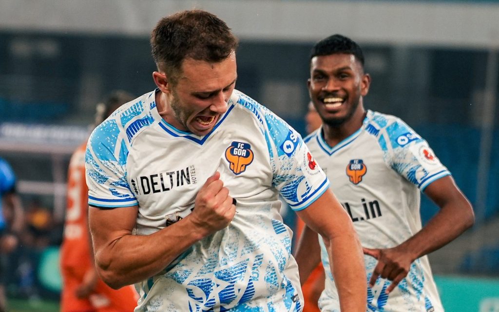 Dejan Drazic celebrating his goal against Punjab FC