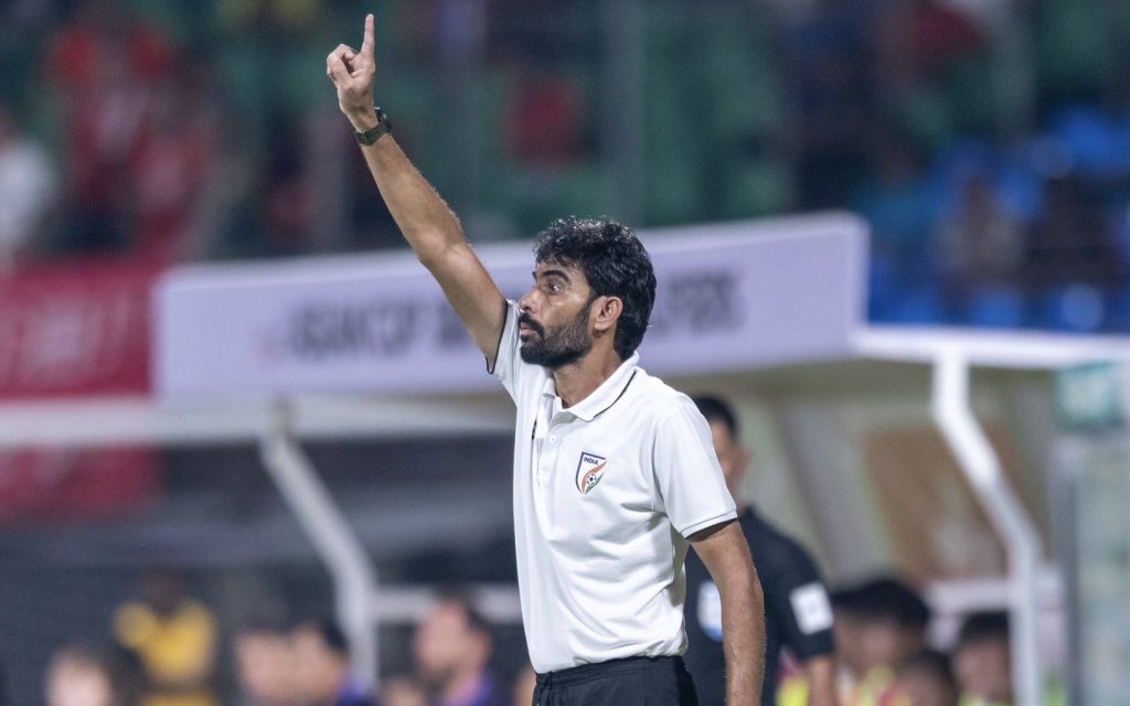 Khalid Jamil managing the Indian NT from the sidelines