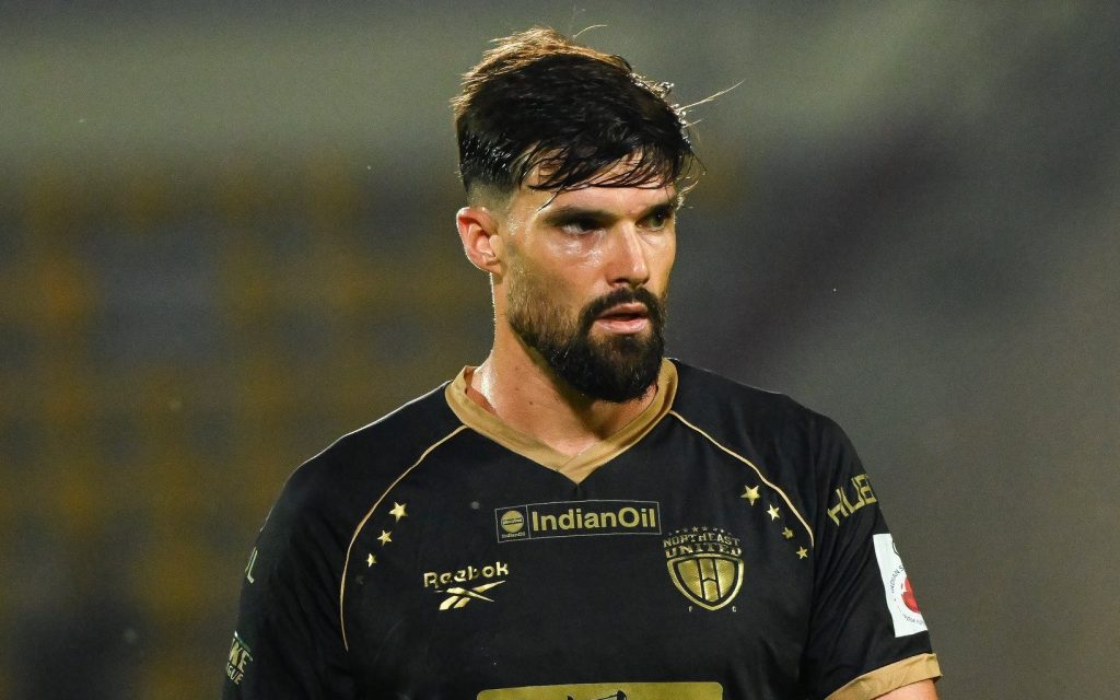 Eneko Satrustegui in action for NorthEast United FC