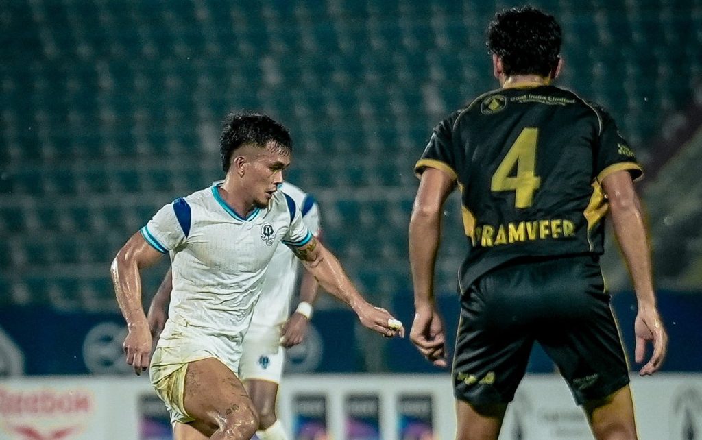 Freddy in action for Kerala Blasters against NorthEast United FC