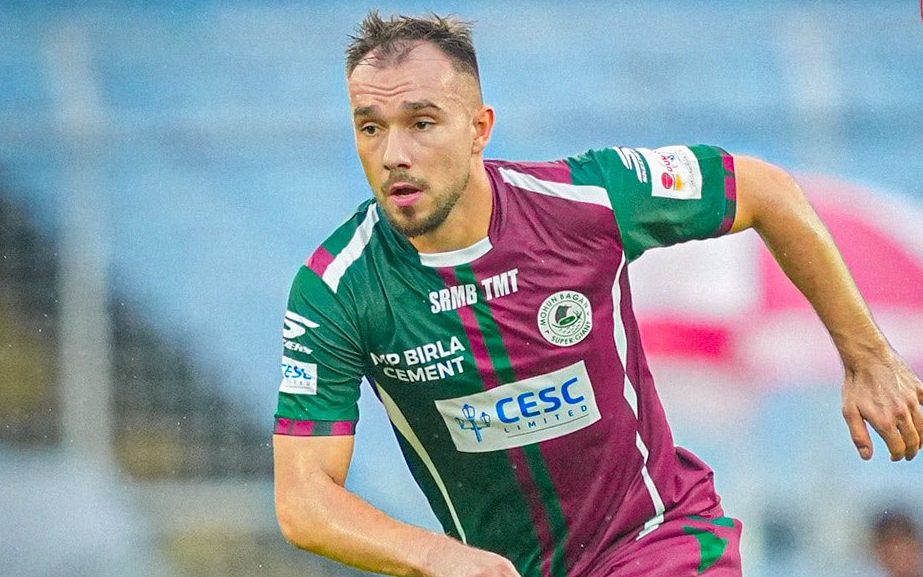 Samir Zeljkovic in action for Mohun Bagan SG in a Durand Cup match